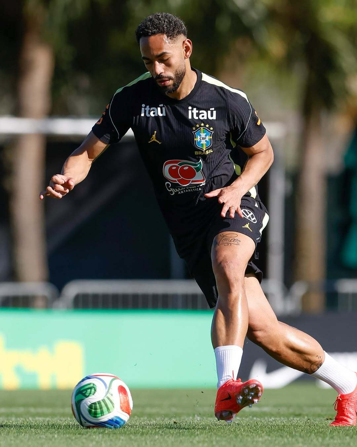 巴西队力克阿根廷挺进世界杯预选赛次轮