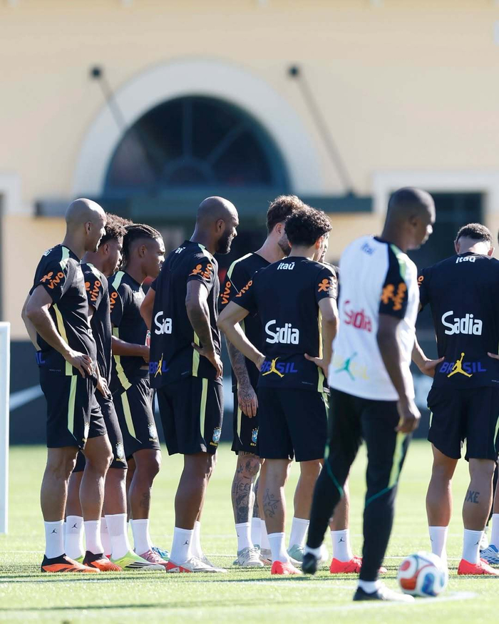 巴西队力克阿根廷挺进世界杯预选赛次轮