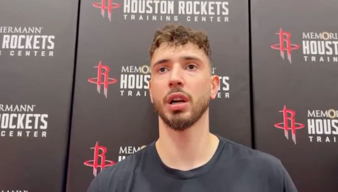 申京复出助火箭逆转湖人 末节失误成败关键