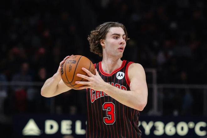 约什-吉迪19次助攻创纪录 单节爆发助公牛追分