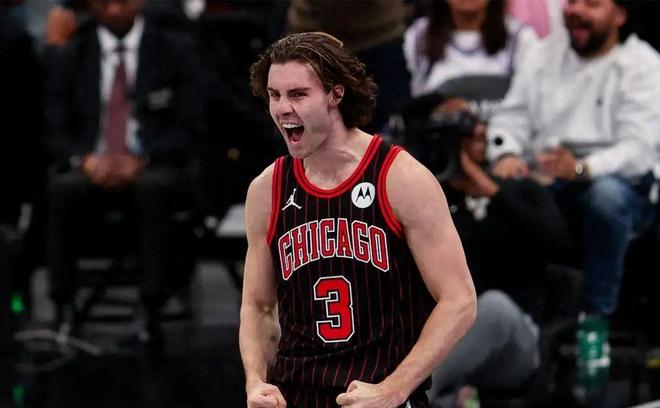 约什-吉迪19次助攻创纪录 单节爆发助公牛追分