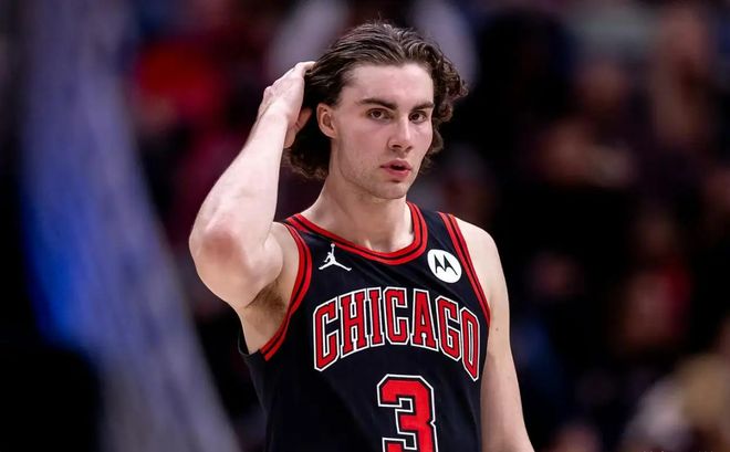 约什-吉迪19次助攻创纪录 单节爆发助公牛追分